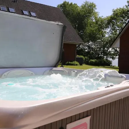 Daire Schleiblick App 19 Rabenkirchen-Faulück